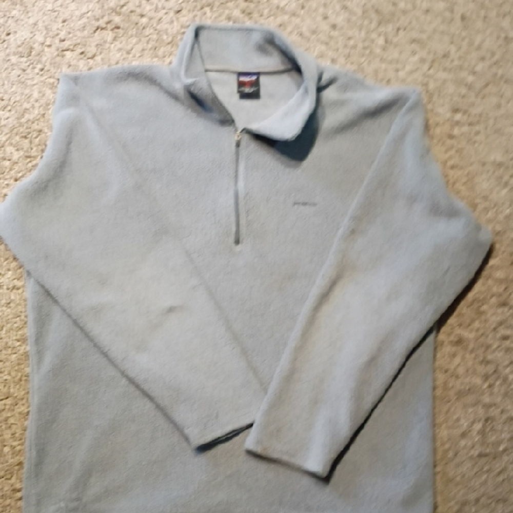Patagonia Men's Light Gray Zip-Up Sweater